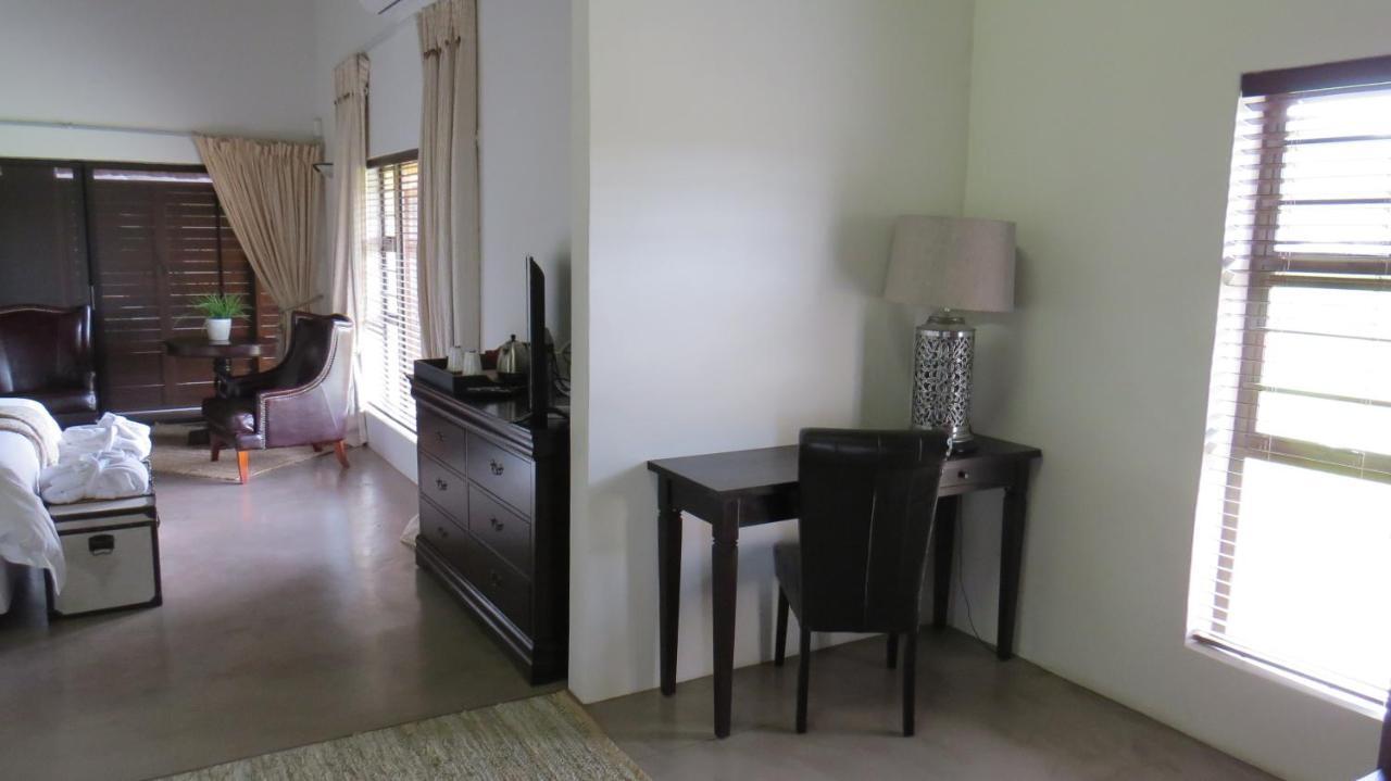 Parkview Safari Lodge Colchester Luaran gambar
